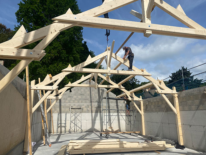 Charpente traditionnelle bois Saint-Pierre-de-Varennes