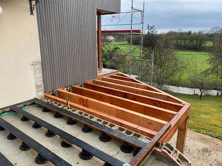 Terrasse hauteur bois Saint-Pierre-de-Varennes